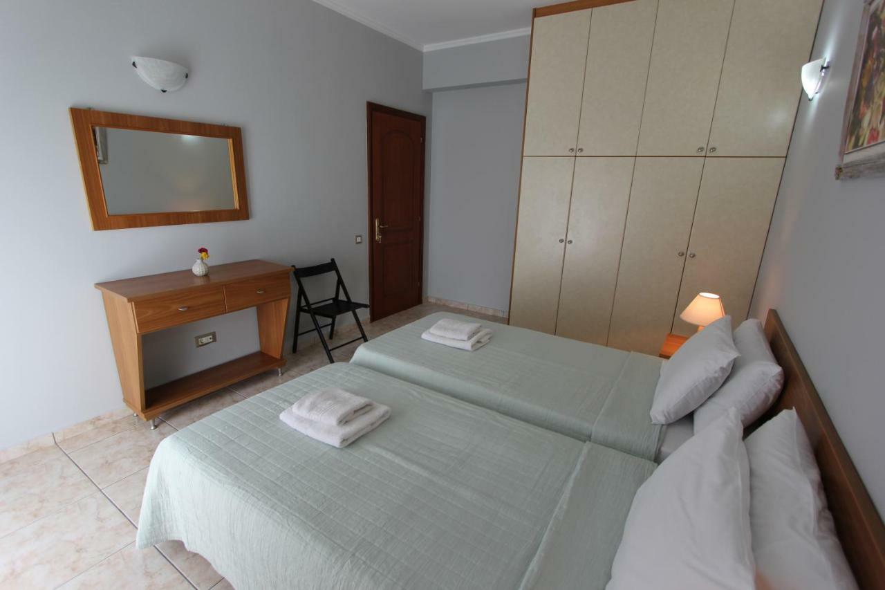 Tosis Apartments Svoronata Exterior foto