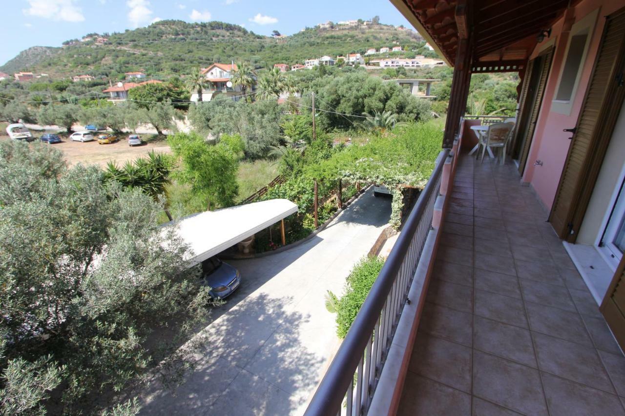 Tosis Apartments Svoronata Exterior foto